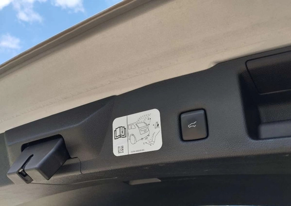 Ford Kuga cena 114900 przebieg: 71988, rok produkcji 2021 z Poznań małe 742